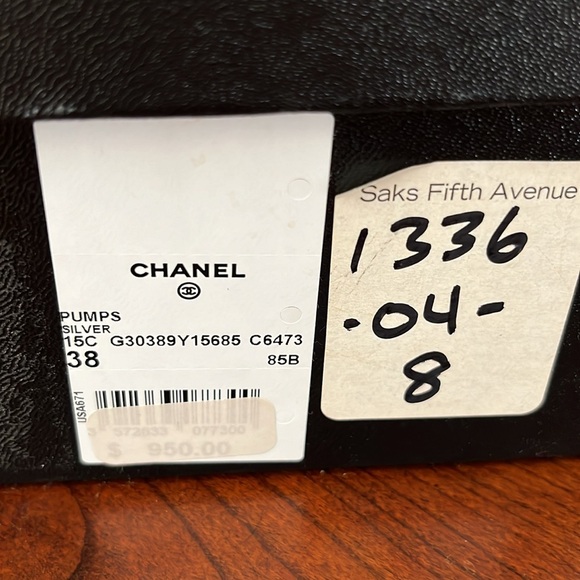 Chanel Heels - Picture 10 of 10